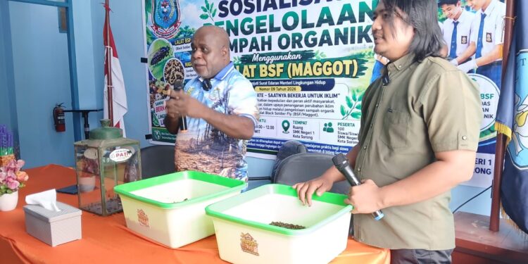Peringati Hari Lingkungan Hidup Se-Dunia, Dinas LH PBD Sasar Siswa SMKN 1 Kota Sorong