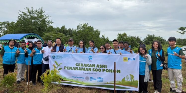 Dukung Gerakan ASRI Pemprov Papua Barat Daya, PLN Tanam 500 Bibit Pohon di Sorong
