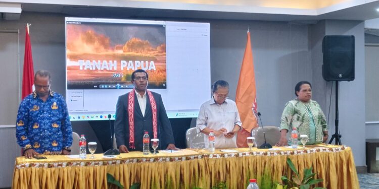 Dinkes PBD Perkuat Kompetensi Bidan Lewat Pelatihan Teknologi Kontrasepsi Terkini