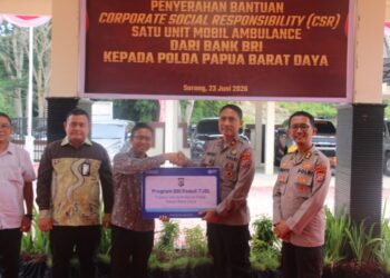 BRI Serahkan Bantuan CSR Mobil Ambulans kepada Polda Papua Barat Daya