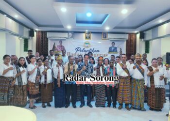 Pengurus Dilantik, Herman Hebong Pimpin Ikatan Keluarga Maumere Flores NTT Kota Sorong Periode 2026–2029