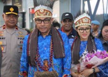 Kapolda Papua Barat Daya Brigjen Audie Sonny Latuheru Disambut Meriah Saat Tiba di Sorong