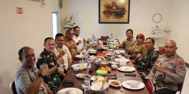 Pangdam XVIII/Kasuari  Bersama Kapolda Papua Barat Daya dan Unsur Forkopimda Silaturahmi