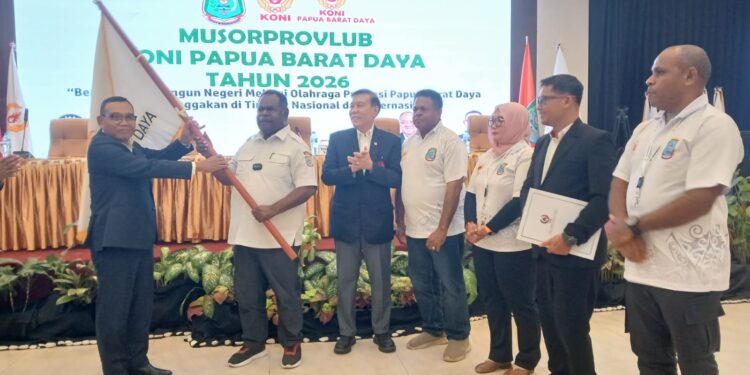 Elisa Kambu Terpilih sebagai Ketua KONI PBD