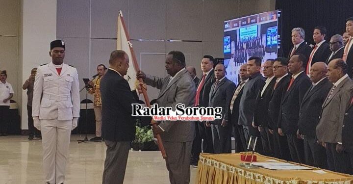 Ketua KONI PBD Elisa Kambu & Pengurus Periode 2026-2030 Dilantik Ketum Marciano