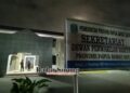Dugaan Korupsi Pengadaan Rp6,5 Miliar, Subdit Tipidkor Polda PBD Geledah 13 Ruangan di Kantor DPR PBD