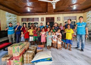 PLN Salurkan Bantuan Sembako ke Dua Panti Asuhan di Sorong