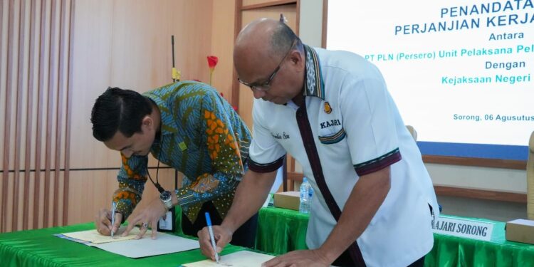 PLN dan Kejaksaan Negeri Sorong Tandatangani Kerja Sama Pendampingan Hukum
