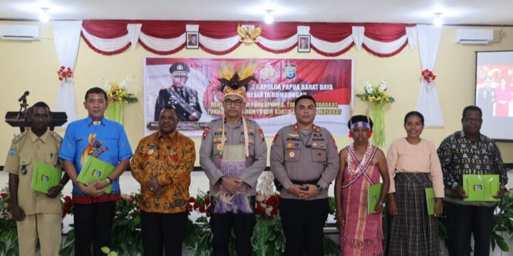 Kapolda Papua Barat Daya Kunjungi Polres Maybrat, Perkuat Sinergi dengan Pemerintah dan Masyarakat