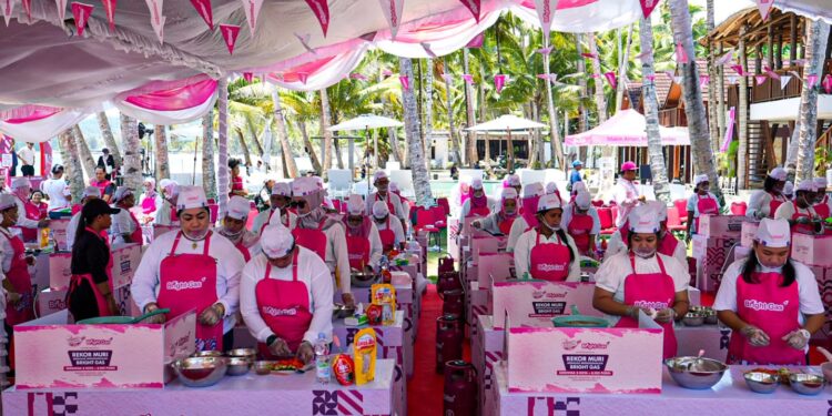 Serentak di 8 Kota, Pertamina Patra Niaga Bagikan 8.100 Porsi Makanan, 750 Porsi di Jayapura