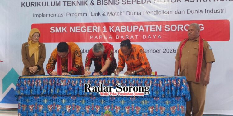 Penandatanganan MoU, SMK Negeri 1 Kabupaten Sorong Jadi Mitra Binaan Astra Honda ke-6 di Papua, ke-716 di Indonesia