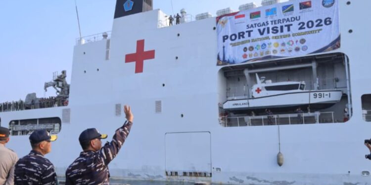 Komandan Kodaeral XIV Sorong Hadiri Pelepasan Satgas Terpadu Port Visit 2026 ke Kawasan Pasifik Selatan