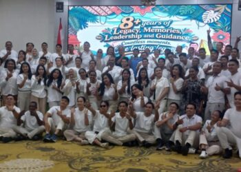 Tangis Haru Warnai Perpisahan GM Vega Prime Hotel Agus Sunarto